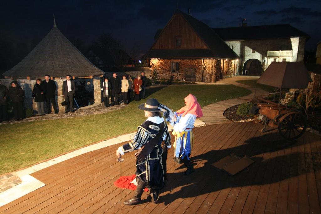Pension - Restaurant Sabato Poprad Exterior photo